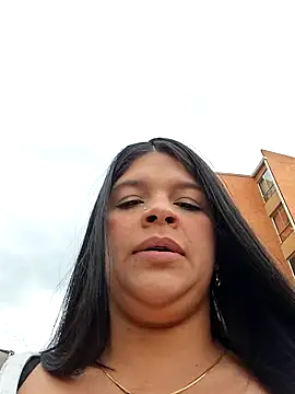 Snapshot of Eiimy_pretty chatting on 10/29/25, 08:10 Eiimy pretty online show from 10/29/25, 08:10