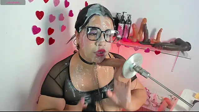 Alanna-sloppy online show from 04/26/26, 07:55