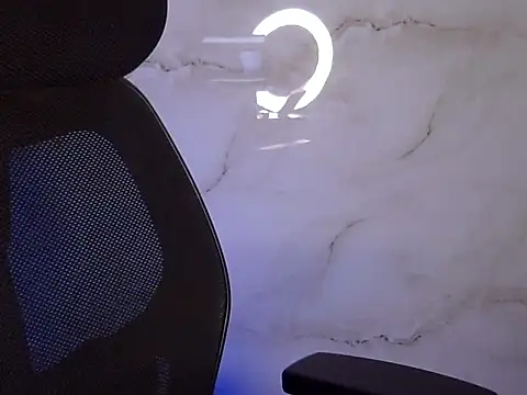 kaira sharma11 online show from 11/18/25, 06:23