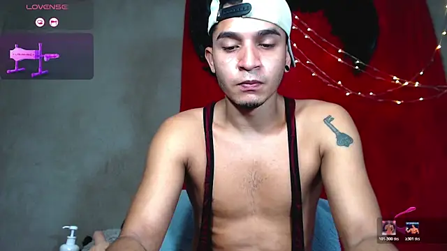 Angel latinboy online show from 05/25/26, 01:28