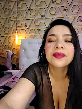 Snapshot of Anahibella chatting on 04/17/26, 02:20 Anahibella online show from 04/17/26, 02:20