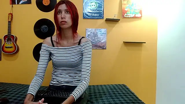 skinnyverus18 online show from 10/04/25, 12:47