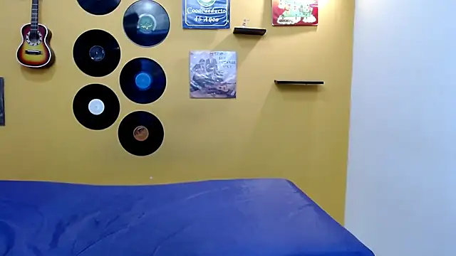 skinnyverus18 online show from 02/16/26, 06:59