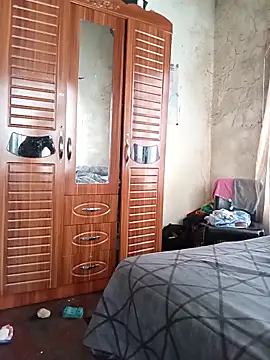 small D94 online show from 02/13/26, 02:35