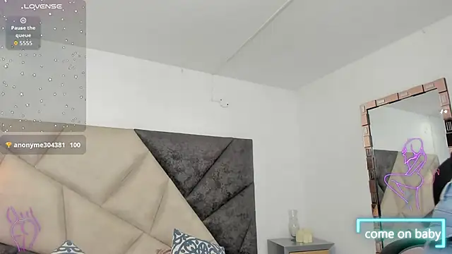 SaraWagner  online show from 11/14/25, 01:04