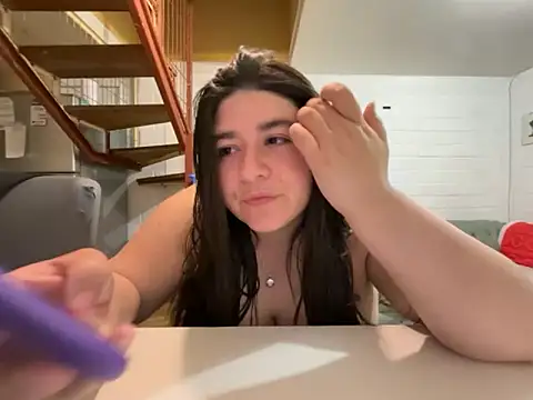 Snapshot of Tukatita69 chatting on 12/01/25, 02:27 Tukatita69 online show from 12/01/25, 02:27