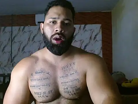 Snapshot of JOHN_muscle99 chatting on 11/04/25, 11:15 JOHN muscle99 online show from 11/04/25, 11:15