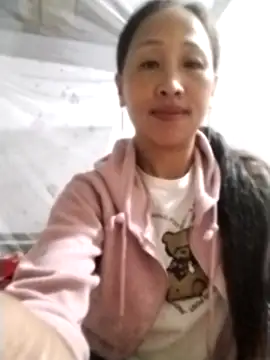 cute love00 online show from 10/12/25, 10:53