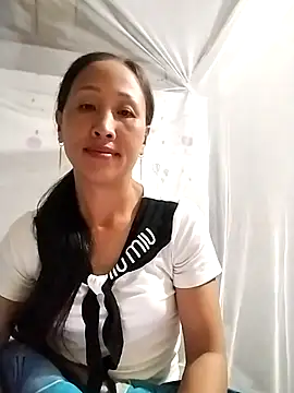 cute love00 online show from 10/22/25, 06:35