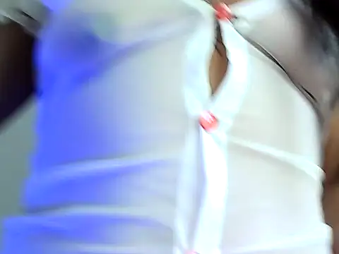 Snapshot of Mia_Sweet_Couple chatting on 03/11/26, 02:34 Mia Sweet Couple online show from 03/11/26, 02:34