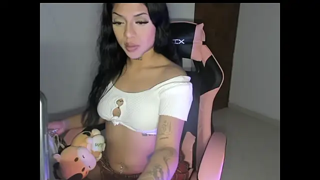 Snapshot of Mia_Sweet_Couple chatting on 04/09/26, 04:34 Mia Sweet Couple online show from 04/09/26, 04:34