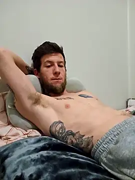 Snapshot of Couplesplay1 chatting on 09/13/25, 12:49 Couplesplay1 online show from 09/13/25, 12:49