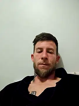 Snapshot of Couplesplay1 chatting on 10/01/25, 12:33 Couplesplay1 online show from 10/01/25, 12:33