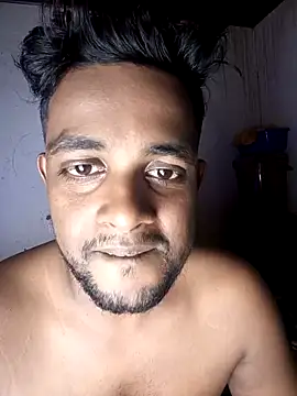 Snapshot of Surya2134@xh chatting on 02/17/26, 11:40 Surya2134xh online show from 02/17/26, 11:40