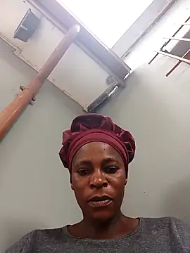 Snapshot of MatureGoddess_ chatting on 09/24/25, 10:29 MatureGoddess online show from 09/24/25, 10:29