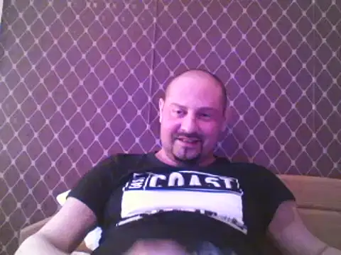 Snapshot of _NEREZA_ chatting on 05/31/26, 03:41 NEREZA online show from 05/31/26, 03:41