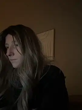 Snapshot of Maeve92 chatting on 02/19/26, 07:43 Maeve92 online show from 02/19/26, 07:43