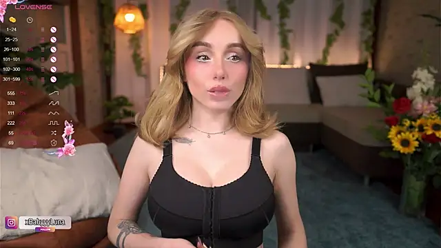 BabyyyLunaX online show from 05/04/26, 07:54