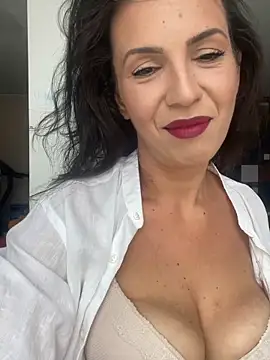 Snapshot of AlyaRei chatting on 06/12/26, 12:15 AlyaRei online show from 06/12/26, 12:15