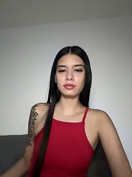 Snapshot of giasteele chatting on 09/19/25, 02:24 giasteele online show from 09/19/25, 02:24