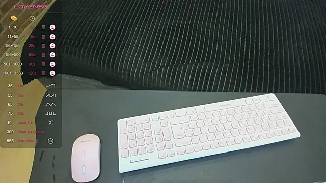 Snapshot of Cutiee_Alicee chatting on 02/04/26, 07:42 Cutiee Alicee online show from 02/04/26, 07:42