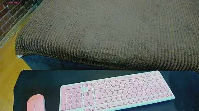 Snapshot of Cutiee_Alicee chatting on 02/27/26, 07:58 Cutiee Alicee online show from 02/27/26, 07:58