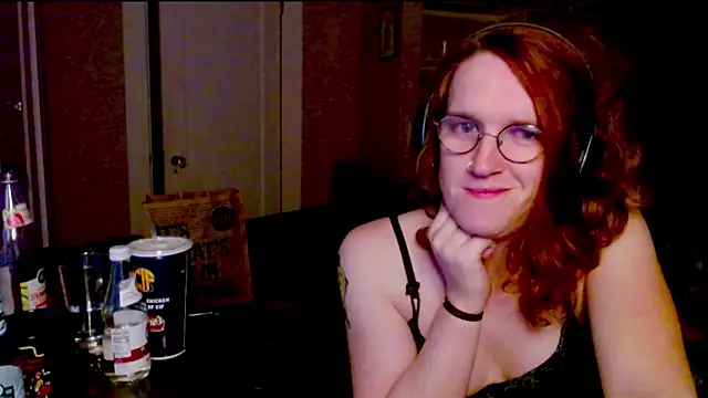 Snapshot of Rewpert chatting on 11/05/25, 08:36 Rewpert online show from 11/05/25, 08:36