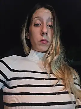 PetiteSecrets online show from 12/14/25, 08:46