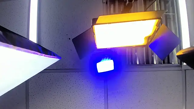 Aisha hotts777 online show from 03/18/26, 03:20