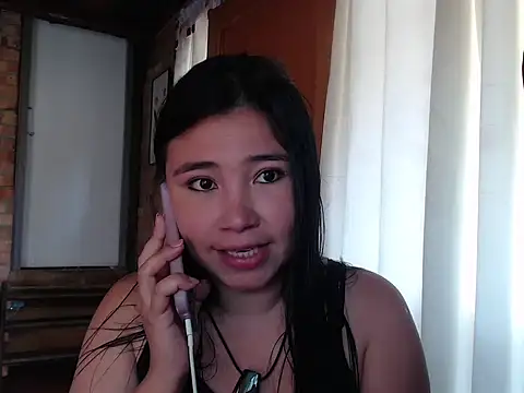 Snapshot of magiadeisis chatting on 11/05/25, 02:28 magiadeisis online show from 11/05/25, 02:28