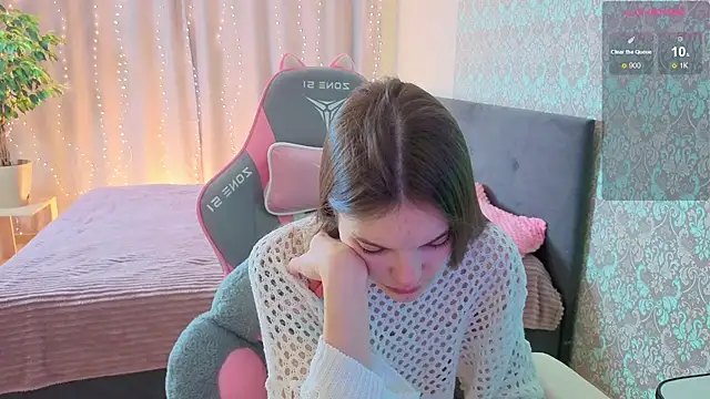 Snapshot of magic_shy_ chatting on 03/14/26, 01:34 magic shy online show from 03/14/26, 01:34