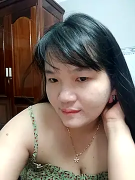 Snapshot of _Babyrose_ chatting on 09/15/25, 04:07 Babyrose online show from 09/15/25, 04:07