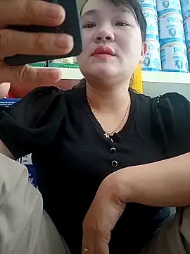 Snapshot of _Babyrose_ chatting on 09/17/25, 07:21 Babyrose online show from 09/17/25, 07:21