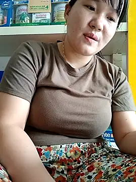 Snapshot of _Babyrose_ chatting on 09/25/25, 06:06 Babyrose online show from 09/25/25, 06:06