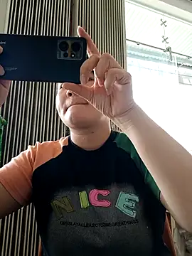 Snapshot of _Babyrose_ chatting on 10/26/25, 05:02 Babyrose online show from 10/26/25, 05:02