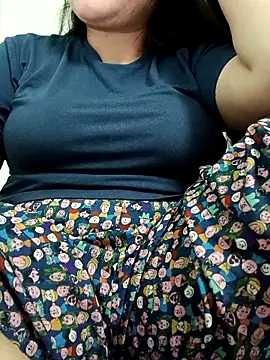 Snapshot of _Babyrose_ chatting on 01/18/26, 05:50 Babyrose online show from 01/18/26, 05:50