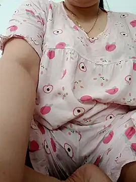 Snapshot of _Babyrose_ chatting on 02/05/26, 02:16 Babyrose online show from 02/05/26, 02:16