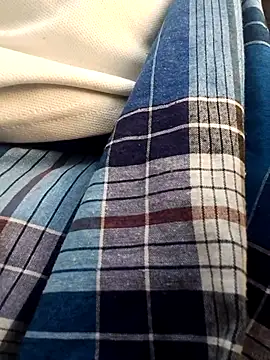 dolphiinn online show from 02/17/26, 01:35