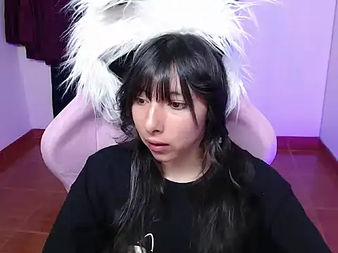 Snapshot of ScarlettShirahoshi chatting on 10/29/25, 06:53 ScarlettShirahoshi online show from 10/29/25, 06:53