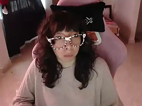 Snapshot of ScarlettShirahoshi chatting on 03/17/26, 06:22 ScarlettShirahoshi online show from 03/17/26, 06:22