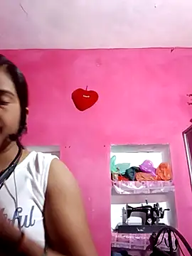 Mohini-xx online show from 12/17/25, 10:27