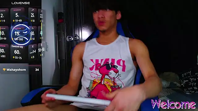 Gael Jones online show from 12/18/25, 05:13