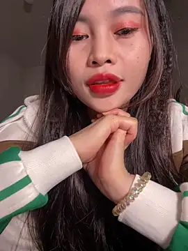 Snapshot of Lissa_xinh09 chatting on 10/21/25, 02:18 Lissa xinh09 online show from 10/21/25, 02:18