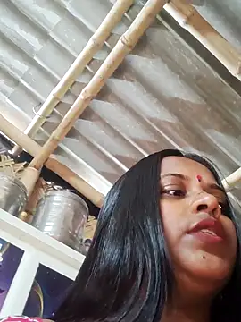 Snapshot of Hot-Show2 chatting on 09/13/25, 10:04 Hot-Show2 online show from 09/13/25, 10:04