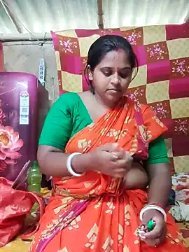 Snapshot of Hot-Show2 chatting on 09/18/25, 06:59 Hot-Show2 online show from 09/18/25, 06:59