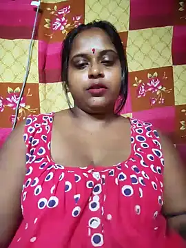 Snapshot of Hot-Show2 chatting on 10/05/25, 04:16 Hot-Show2 online show from 10/05/25, 04:16