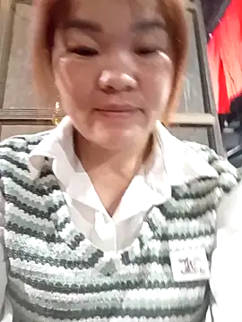 sukabae00 online show from 10/21/25, 07:03