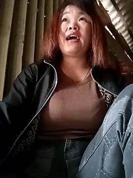 sukabae00 online show from 04/27/26, 10:57