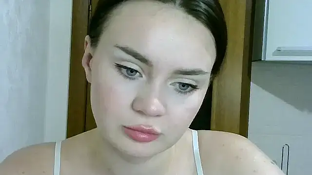 Bonny Candy online show from 10/28/25, 08:55