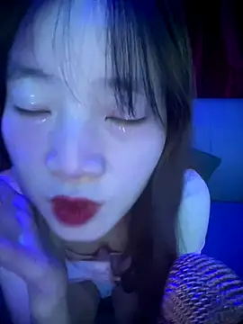 Snapshot of littleqiu chatting on 09/16/25, 10:38 littleqiu online show from 09/16/25, 10:38